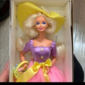 1995 Avon Spring Barbie-1st in series.  2nd in series also available.